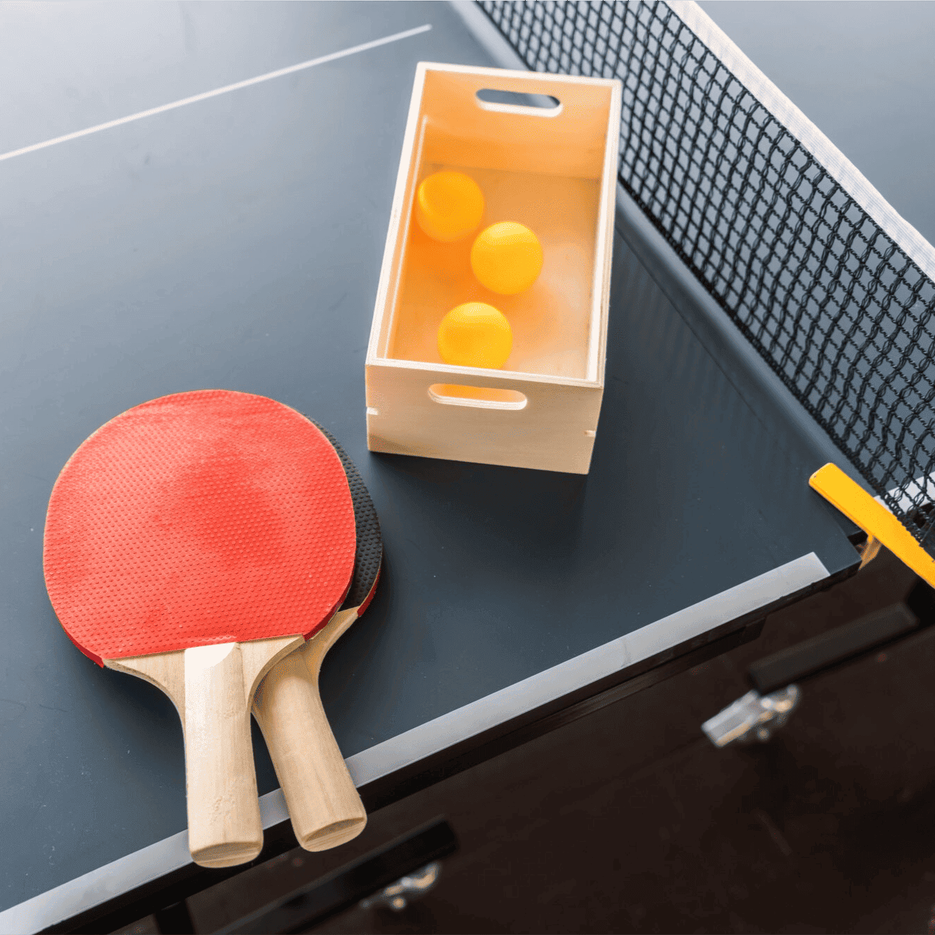 Attrezzature sportive da esterno (tavolo da ping pong, trampolini) - Il Faggio (demo)
