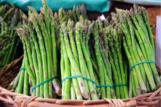 Asparagi verdi - BOSCHETTO DI CAMPAGNA DI GAZZOLA ORIETTA